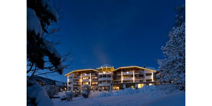 suche - Satellit/Kabel TV - Seis am Schlern - Aussenansicht  Winter  - Residence Nussbaumer