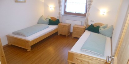 suche - Bettwäsche - Zweibettzimmer Ferienwohnung Schlern - Grattweberhof