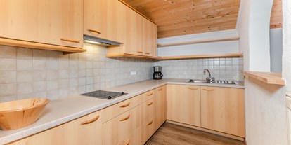 suche - Ruhig gelegen - Kastelruth - Küche Appartment B Superior - Sonnenresidenz Malfertheinerhof