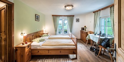 suche - Kastelruth - Trentino-Südtirol - Zimmer Nr. 3 mit Balkon - Gasthof Tschötscherhof