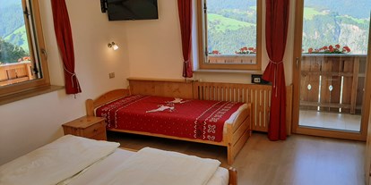suche - Balkon / Terrasse - Trentino-Südtirol - Kirschgarten Schlafzimmer - Ferienbauernhof Masunerhof