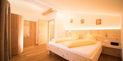 suche - Kategorie Urlaub auf dem Bauernhof: 3 Blumen - Trentino-Südtirol - Schlafzimmer 1 - Platzerhof