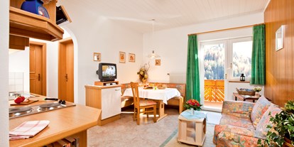 suche - Kategorie Residence: 3 Sterne - Trentino-Südtirol - Wohnküche FW 6 - Appartements Jungbrunn