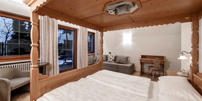 suche - Kastelruth - Trentino-Südtirol - Hotel Cavallino D'Oro Bed & Breakfast