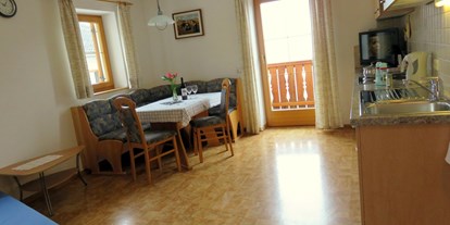 suche - Kategorie Urlaub auf dem Bauernhof: 3 Blumen - Italien - Wohnküche Wohnung "Morgensonne" - Strumpflunerhof