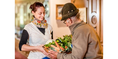suche - WLAN - Italien - Aus Liebe zur Natur. Vom Garten in den Kochtopf. Wir verwenden regionale und saisonale Produkte, setzen auf Nachhaltigkeit und unterstützen den Bauern, Metzer, Bäcker von nebenan. - Boutique & Wanderhotel Stefaner