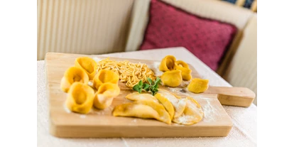 suche - WLAN - Italien - Unsere hausgemachten Teig- & Nudelwaren - Boutique & Wanderhotel Stefaner
