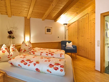 suche - Garage - Appartements Innerhofer