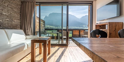 suche - Garage - Ausblick aus Apartment - Residence Chalet Simonazzi