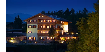 suche - Whirlpool - Italien - Alles für einen erholsamen Urlaub.Ankommen und aufatmen.Edel, luxuriös, einzigartig - eine Wohlfühloase mit besonderem Flair.Gemütliche Wohnlichkeit.Klarheit u. Harmonie prägen den Stil der Ferienwohnungen.Panoramablick inklusive. - Residence Apartments Wolfgang