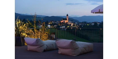 suche - Whirlpool - Italien - Die Seele baumeln lassen  und den grandiosen Ausblick geniessen bis in den späteren Abendstunden - Residence Apartments Wolfgang