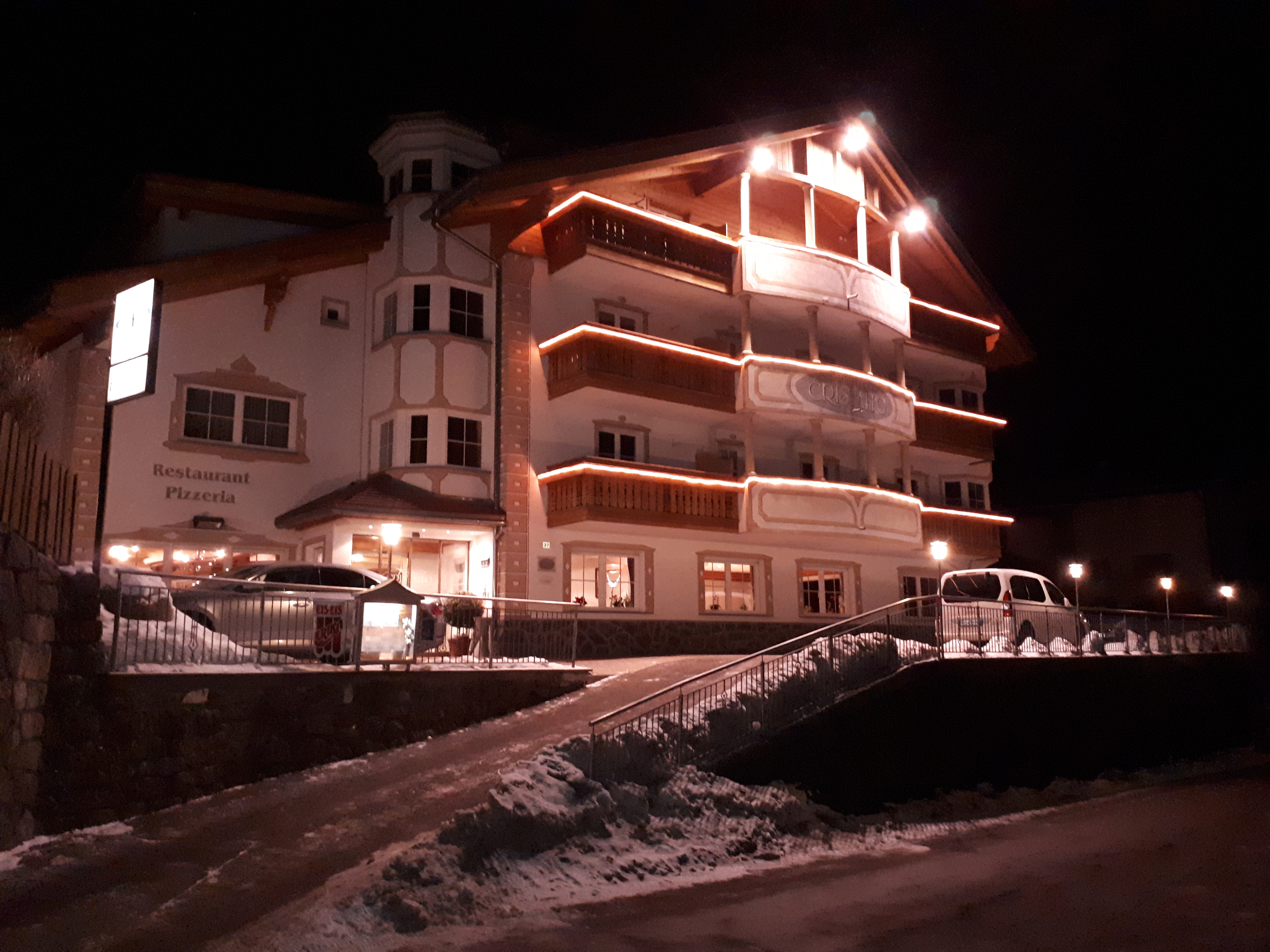 suche - Balkon - Kastelruth - Hotel Cristallo