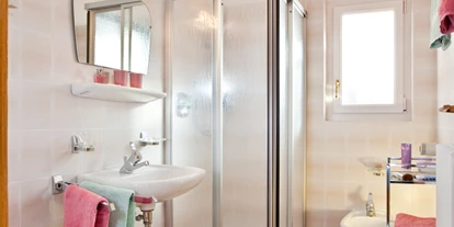 suche - TV-Sat - Trentino-Südtirol - Dusche FW 6 - Appartements Jungbrunn