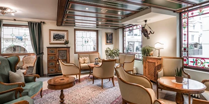 suche - Garage - Hotel Cavallino D'Oro Bed & Breakfast