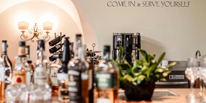suche - Garage - Hotel Cavallino D'Oro Bed & Breakfast