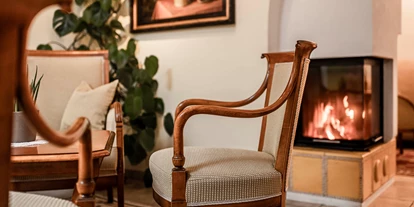 suche - Garage - Hotel Cavallino D'Oro Bed & Breakfast