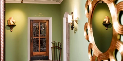 suche - Garage - Hotel Cavallino D'Oro Bed & Breakfast