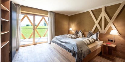 suche - WLAN - Italien - Schlafzimmer - Hofchalets Pitzelterhof
