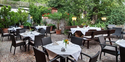 suche - Garage - Terrasse - Hotel Zum Turm