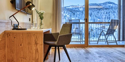 suche - Garage - Zimmer - Brunelle Seiser Alm Lodge