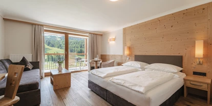 suche - Garage - Zimmer - Brunelle Seiser Alm Lodge