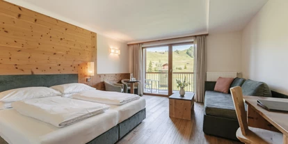 suche - Garage - Zimmer - Brunelle Seiser Alm Lodge