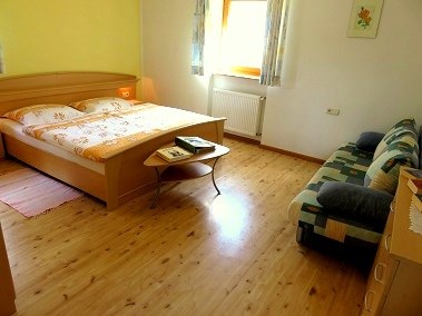Unterkunft: Schlafzimmer Wohnung "Abendrot" - Strumpflunerhof