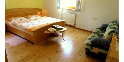 suche - WLAN - Italien - Schlafzimmer Wohnung "Abendrot" - Strumpflunerhof