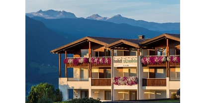 suche - Garage - Hotel St.Anton
