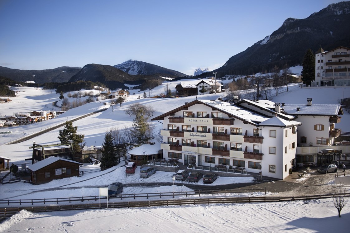 Unterkunft: Wintersansicht - Hotel Alpenroyal